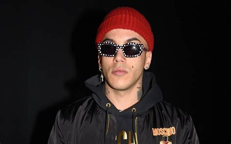 sfera ebbasta maschera gucci halloween